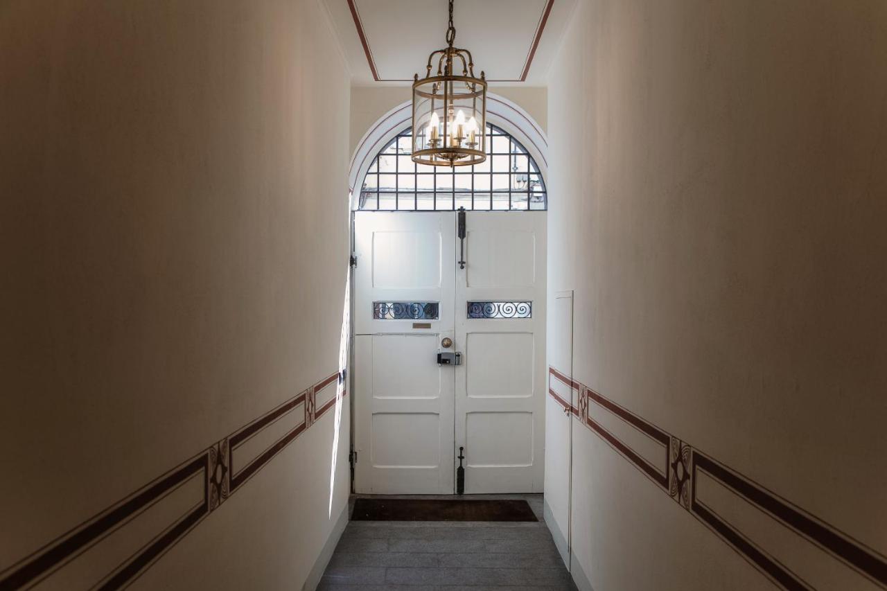 Library House - Downtown קומו מראה חיצוני תמונה